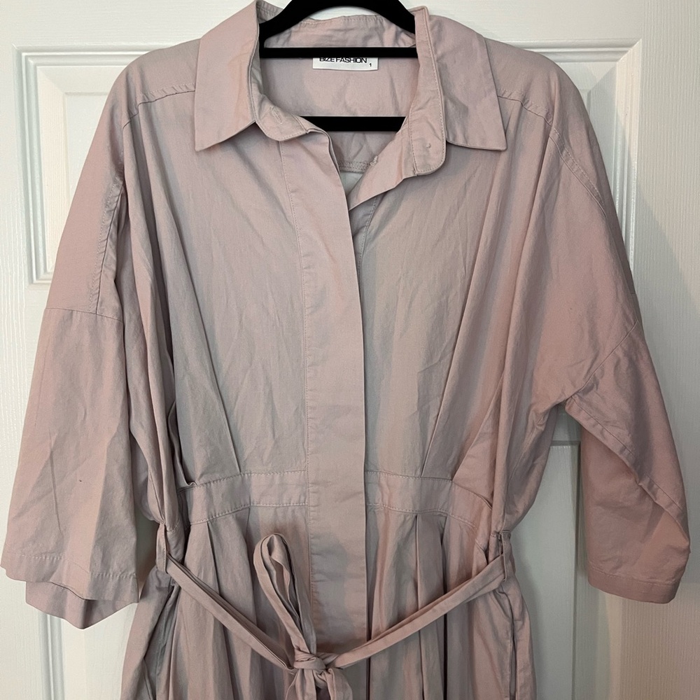 Light Lilac Button-Up Dress - Picture 2 of 5